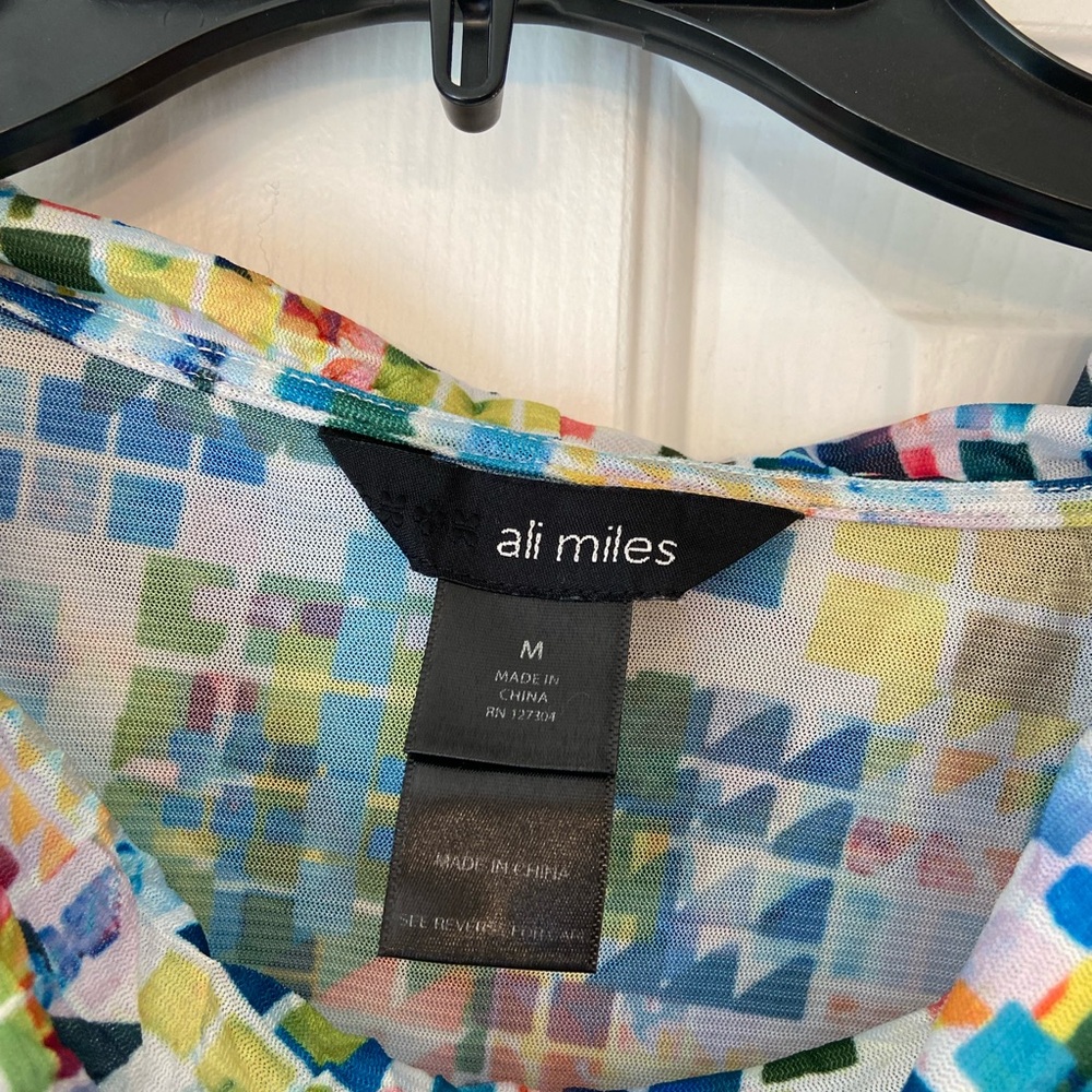 Ali Miles Rainbow Colored Geometric 3/4 Sleeve Sheer Top Sz Medium - Picture 4 of 9